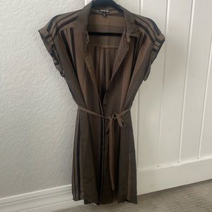 Express shirt dress with belt tie / button up. Size medium.